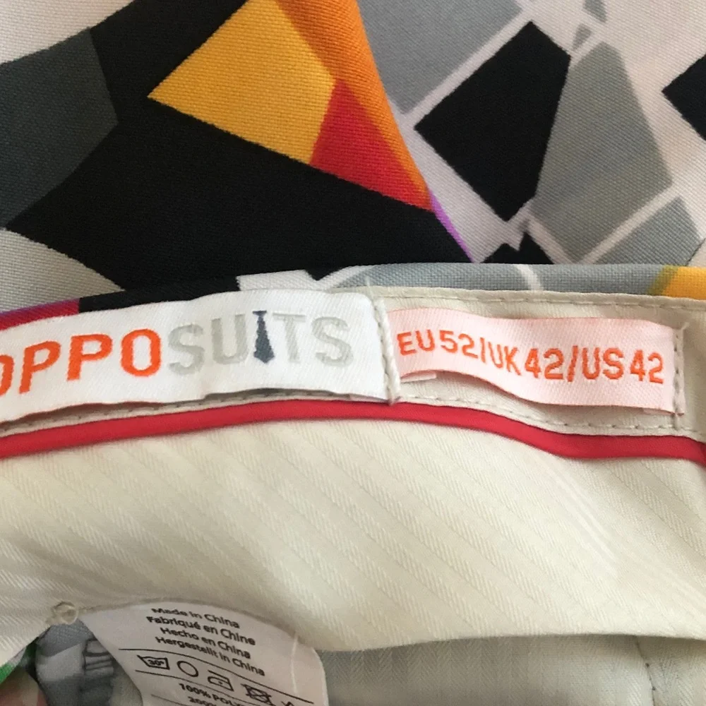 OppoSuits 